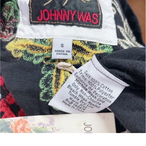 ❤️Final Sale Johnny Was scoop neck cotton long sleeve top . - Picture 5 of 7